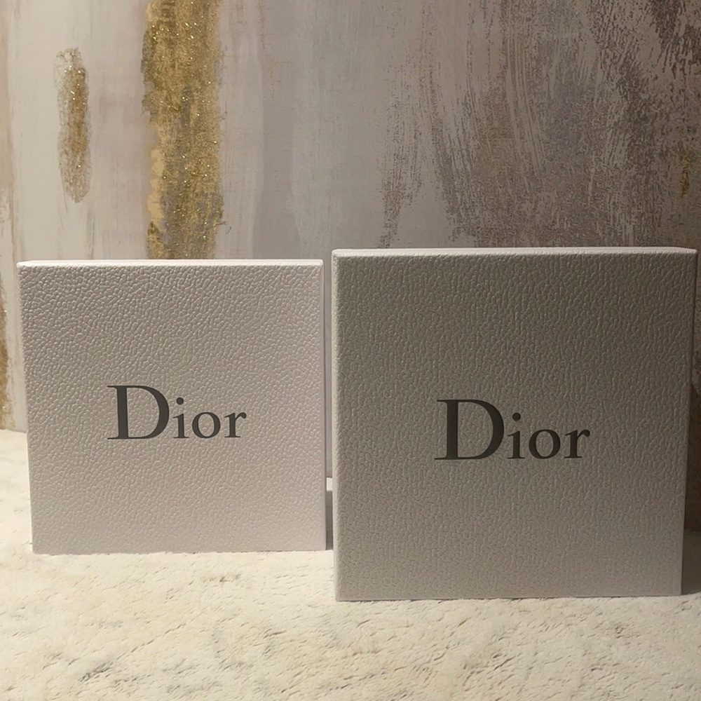New Beautiful set of 2 white DIOR boxes 📦 💖😍